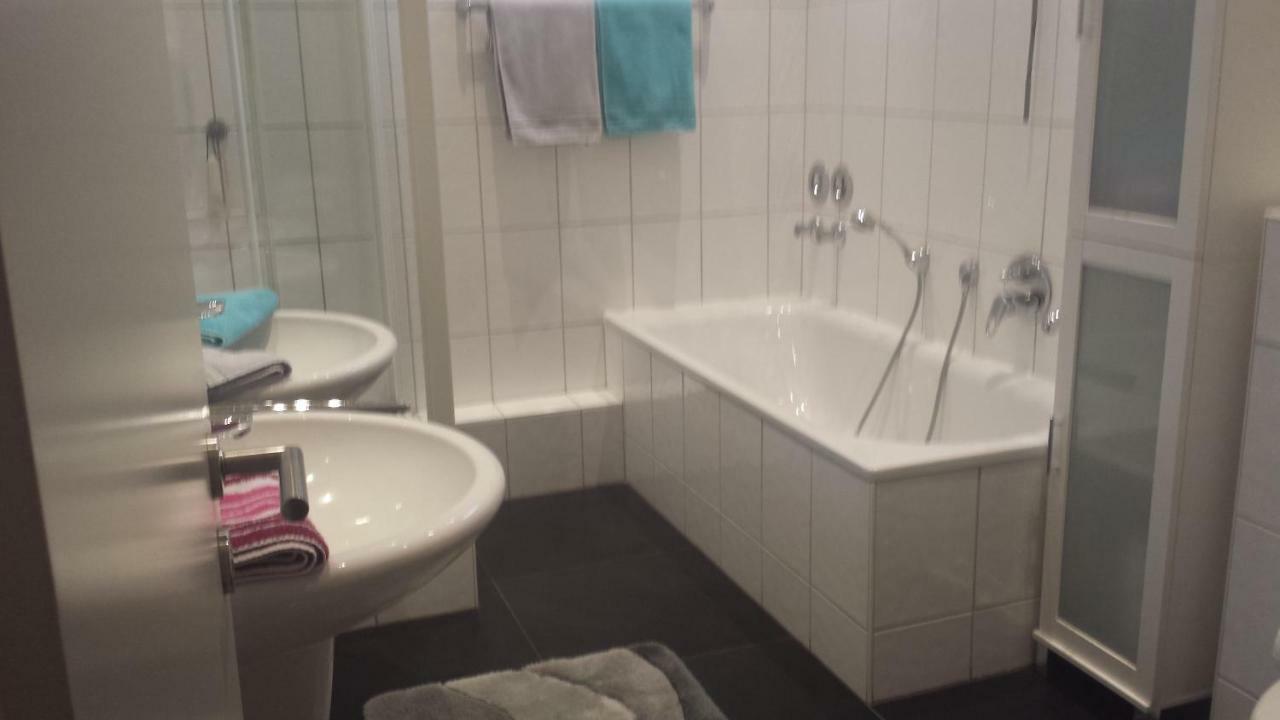 קרפלד Ferienwohnung Poettershof מראה חיצוני תמונה